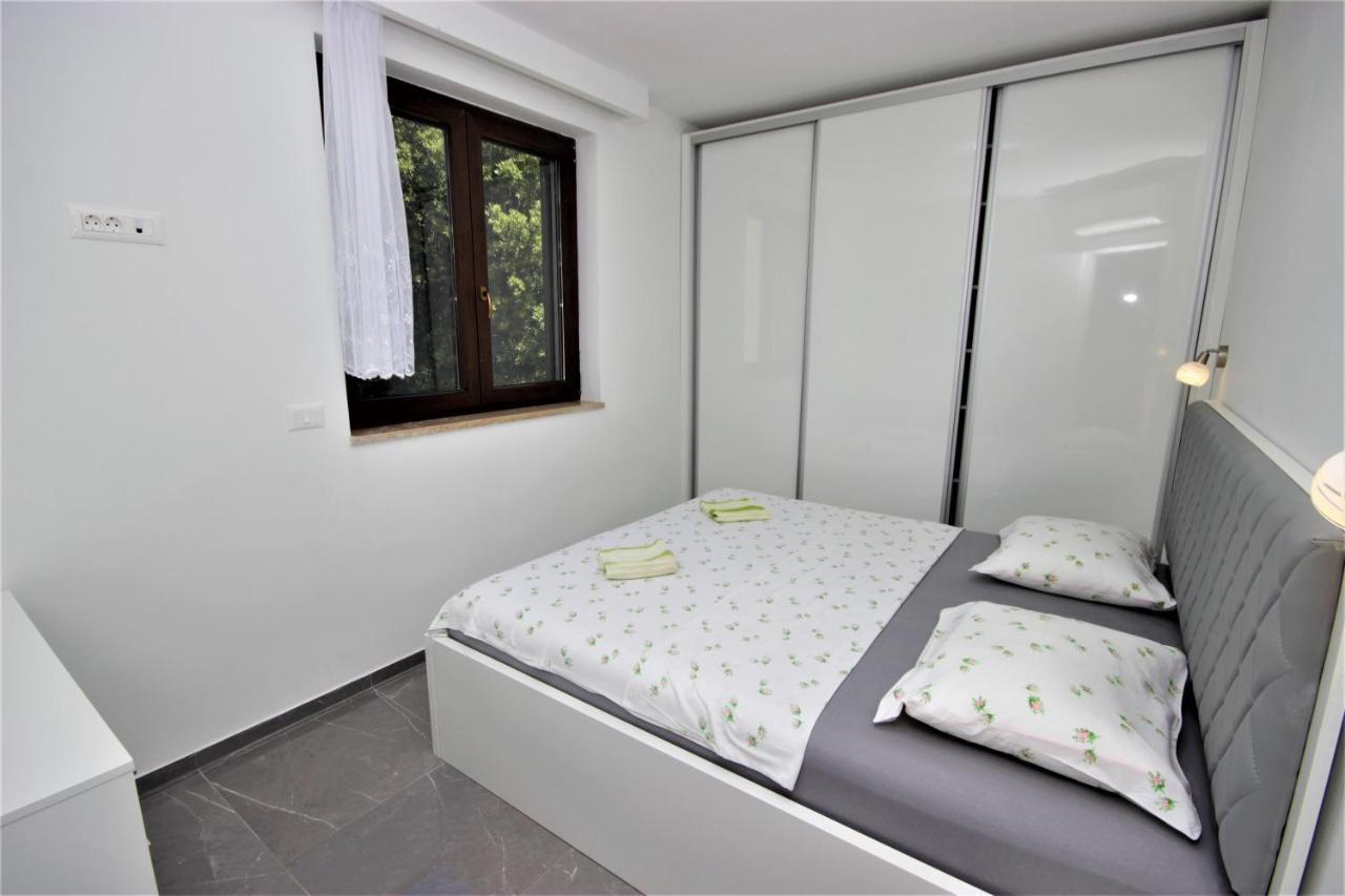 Apartments Smitran Banjole Extérieur photo