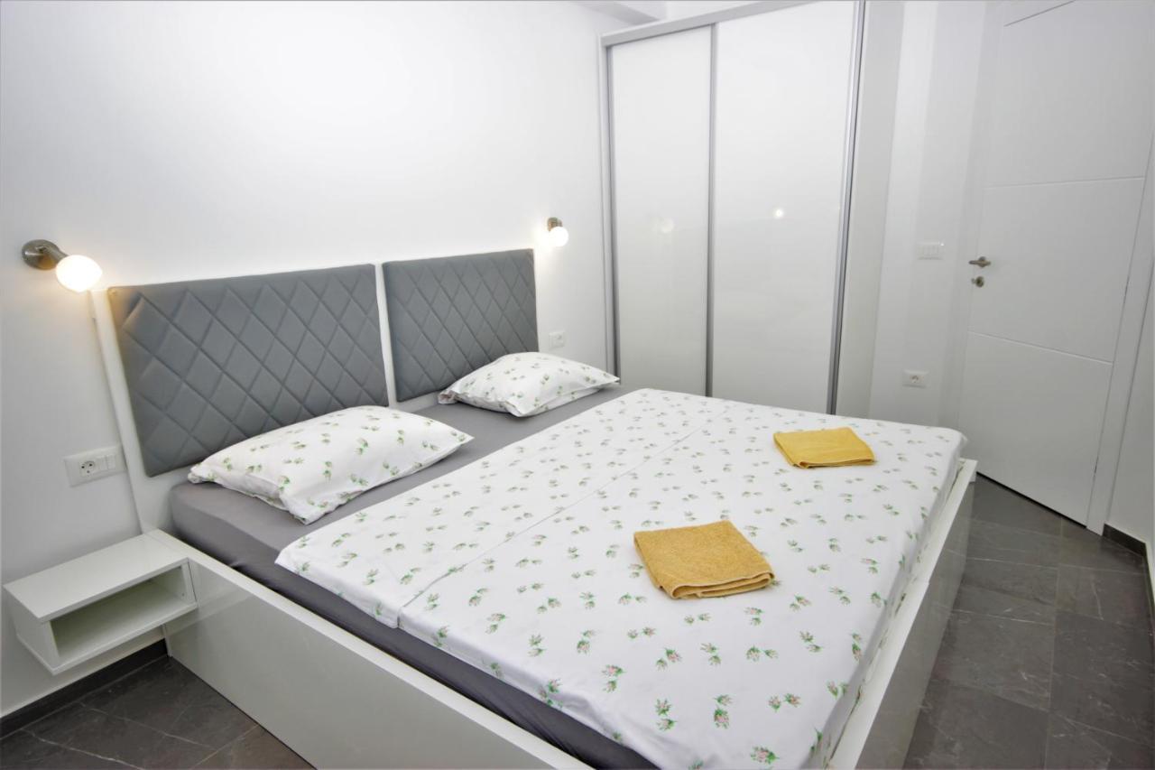 Apartments Smitran Banjole Extérieur photo