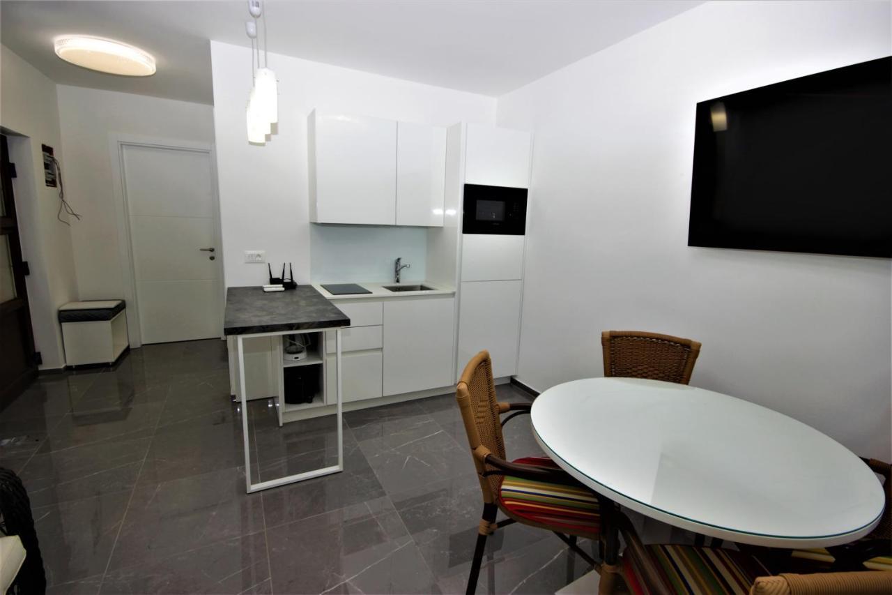 Apartments Smitran Banjole Extérieur photo